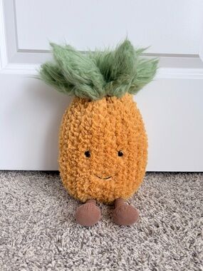 🍍Jellycat Amuseables Pineapple Medium *RETIRED*